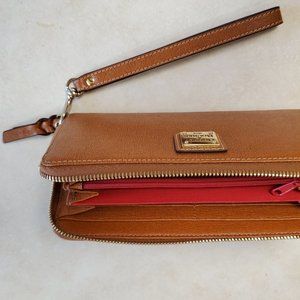 Dooney & Bourke Large  Wallet